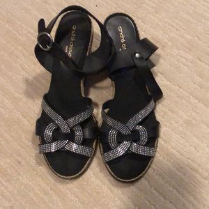 Wedge sandals